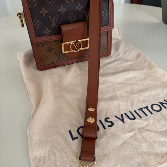 Louis Vuitton Mini Dauphine bag - Picture 3 of 16